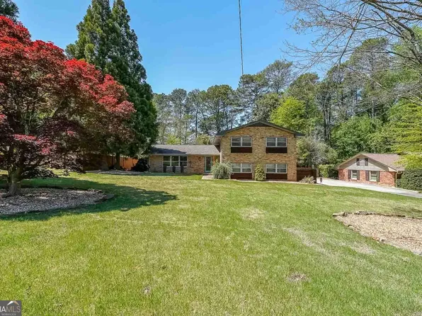3530 Embry Cir, Atlanta, GA 30341