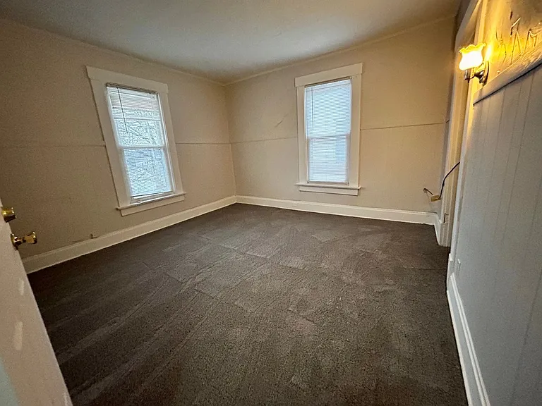 68 E Patterson Ave — Photo 22