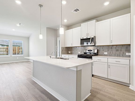 The Callaghan floorplan in Glendale Lakes of Rosharon, TX.