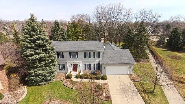2394 Delaware Ct photo 1