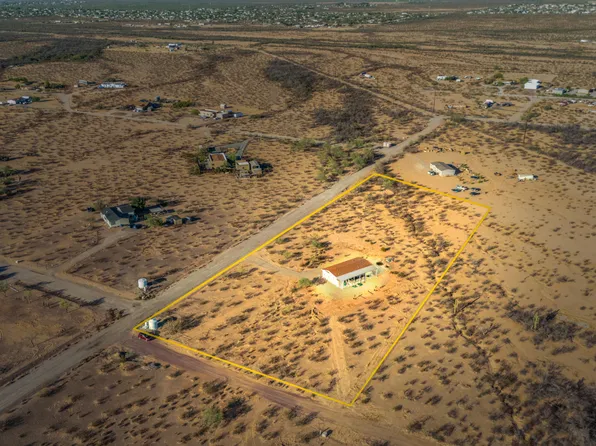 17811 W Husker Ln, Marana, AZ 85653