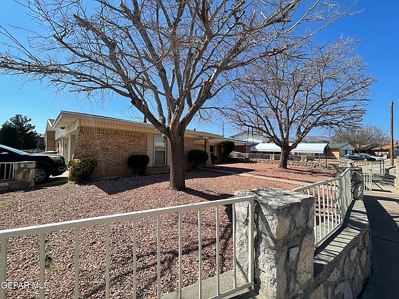 5th image of 10601 Holmes Dr