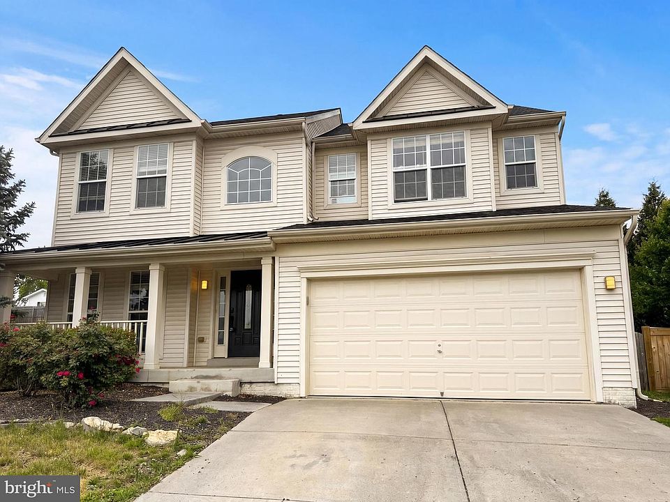 1st image of 160 Aden Dr