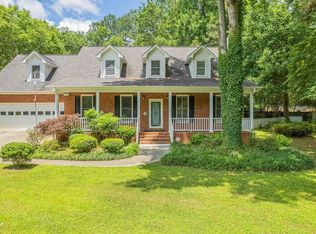 1041 Keeneland Dr, Bogart, GA 30622