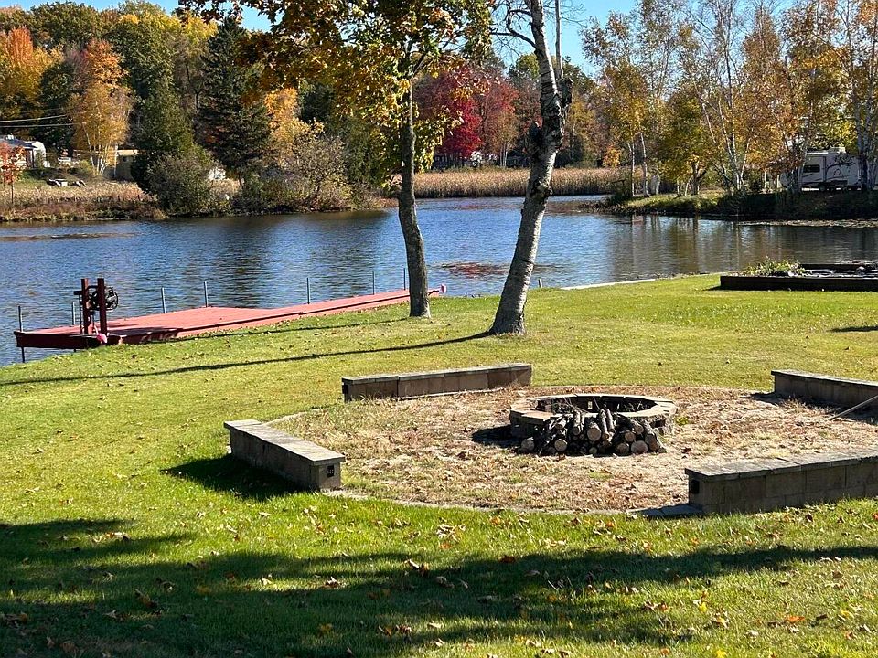 1st image of 6405 Lost Lake Rd