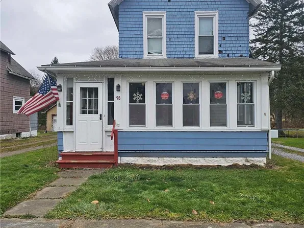 98 Lincoln Ave, Salamanca, NY 14779