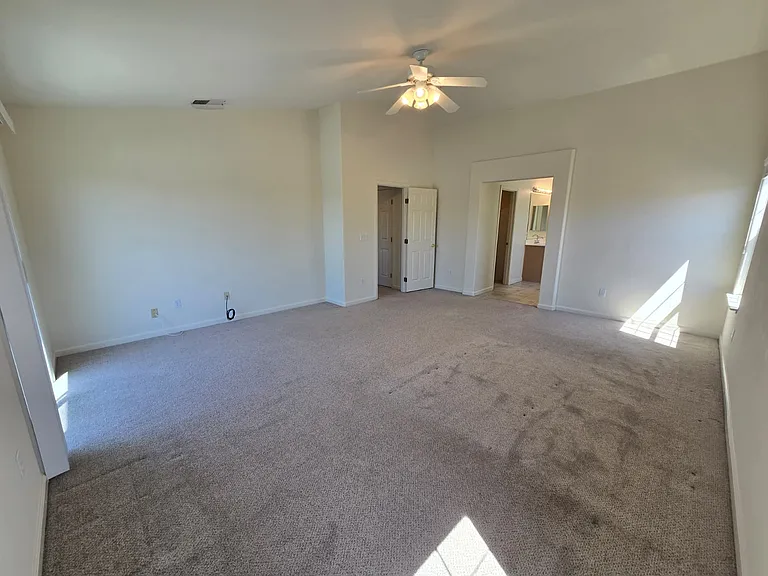 5130 Lakeshore Dr — Photo 17