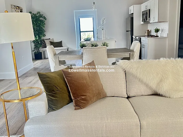 353 Pawtucket St #301 — Photo 12