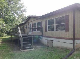 2303 Stonehouse Rd, De Soto, MO 63020