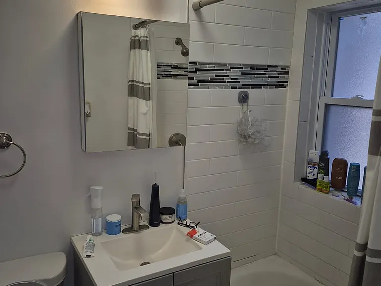 2147 N Fremont St #2N — Photo 4