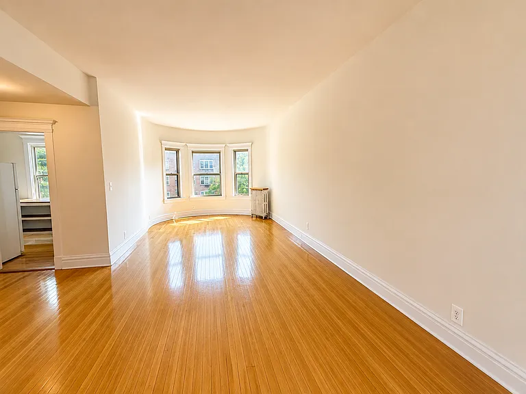 670 W Sheridan Rd #3W — Photo 5