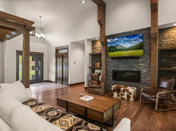 136 Turnberry Ter, Columbia Falls, MT 59912