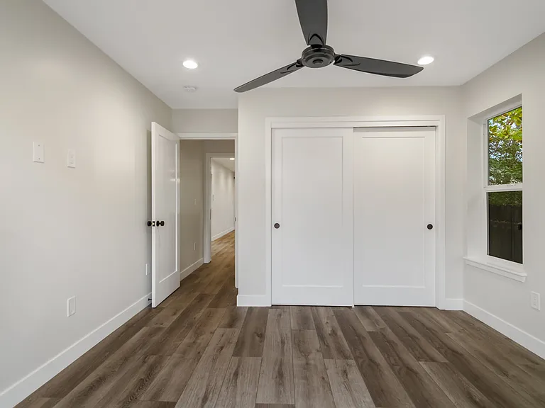 724 Dodson Way #B — Photo 5