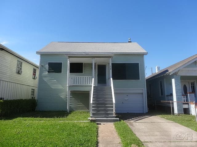 1st image of 710 Avenue H