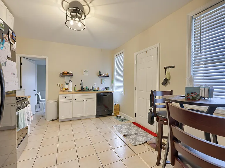 217 W Lemon St #1 — Photo 13