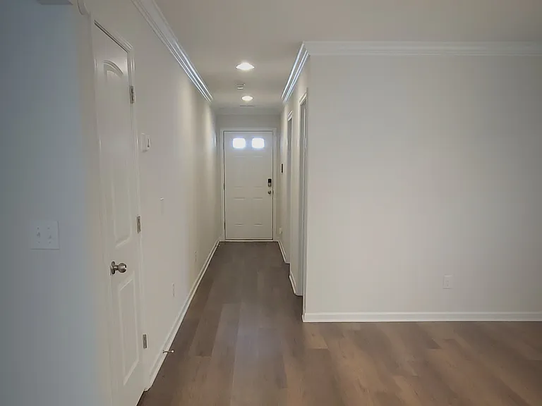 62 Apple Tree Ct — Photo 2