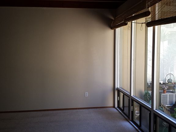 4th image of 6667 1/2 La Jolla Blvd