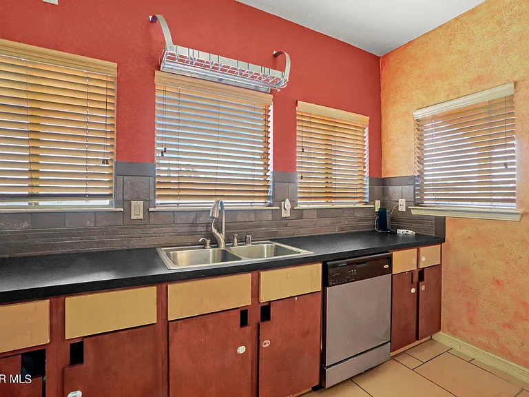1230 Olga Mapula Dr — Photo 18