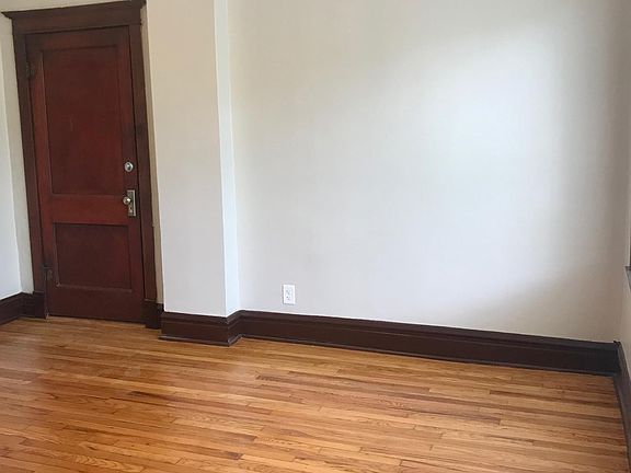 5th image of 3614 N Lamon Ave #2