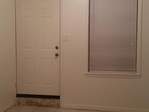 2nd image of 217 E Amelia St APT 2