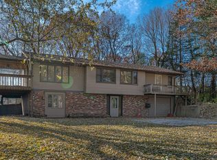 973 W Devils Backbone Rd, Oregon, IL 61061