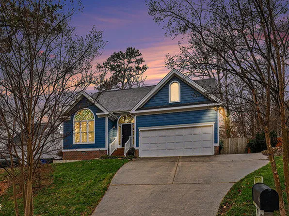 4620 Fisk Ct, Raleigh, NC 27604