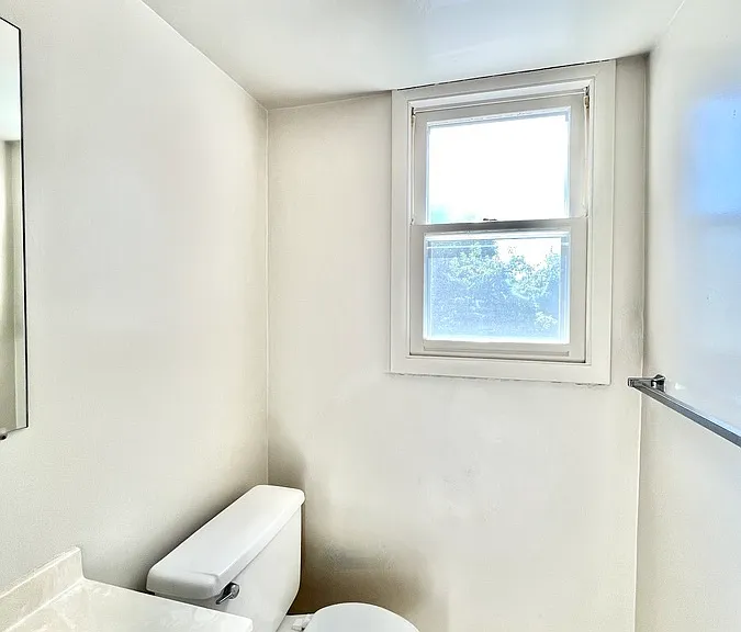 Oak Manor Dr — Photo 66