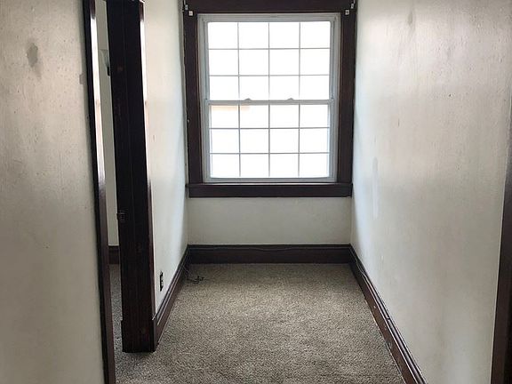 2nd image of 814 Grand Ct