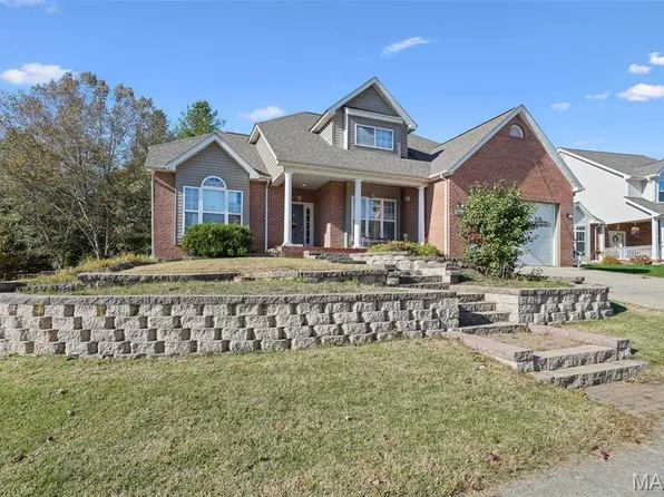 1611 Coles Ct, Edwardsville, IL 62025