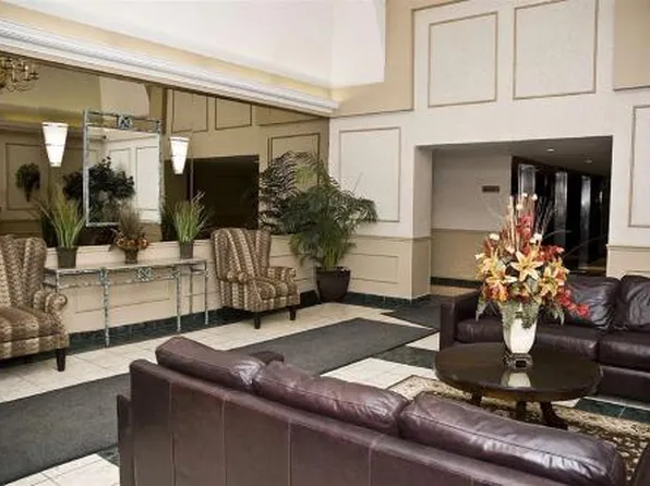 700 Horizon, 700 Horizon Dr, London, ON N6H 4T2