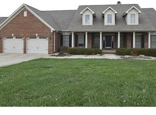 107 Savannah Ct, Glen Carbon, IL