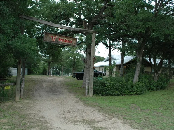 8025 Highway 36 S #S, Caldwell, TX 77836
