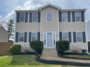 515 Kennedy St, Fall River, MA 02721