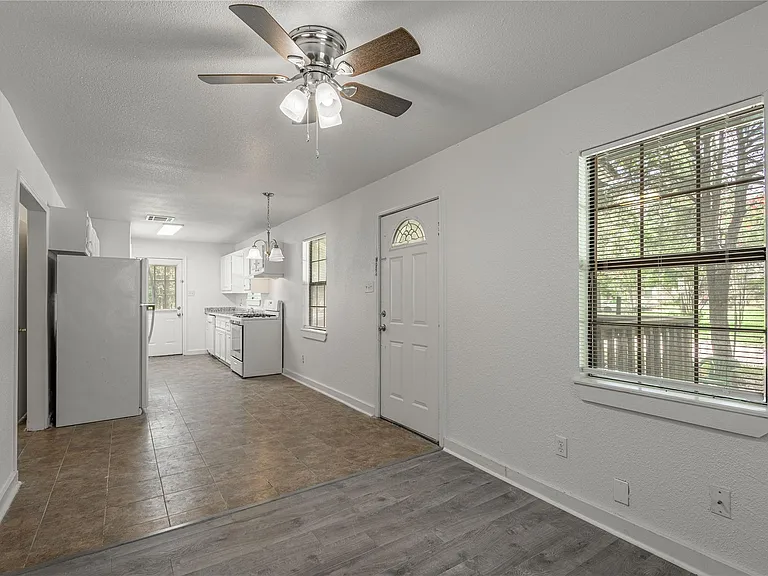 7A Hickory Ln — Photo 7