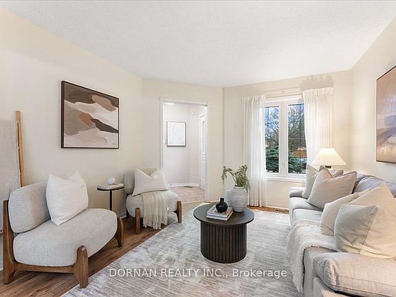 4th image of 3 Bancroft Cres