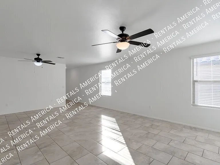 8755 E Stone Meadow Cir — Photo 9