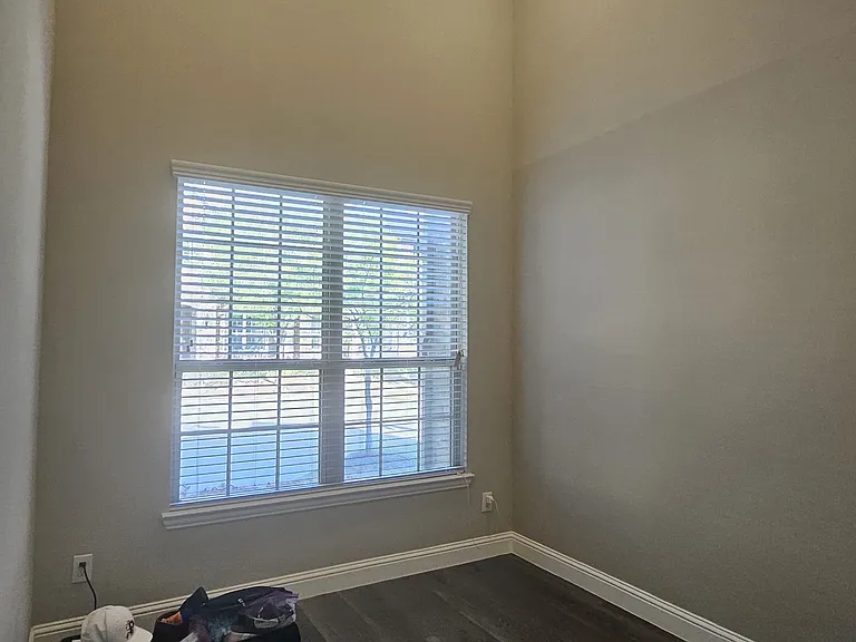 856 Rohan Dr — Photo 9