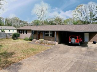 1518 6th Ave, Cantonment, FL 32533