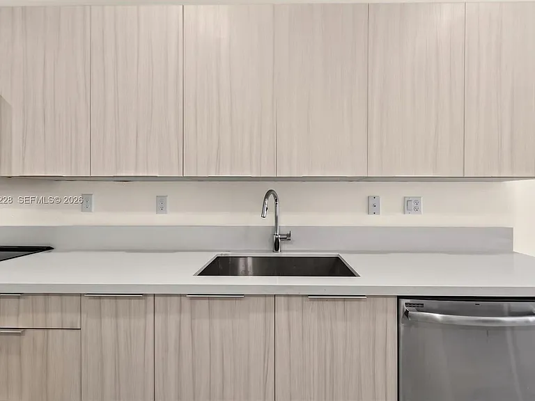 15841 NW 91st Ct — Photo 32