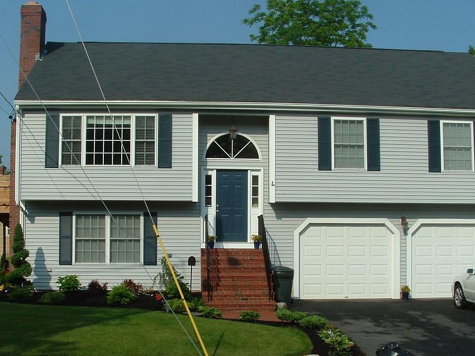2004 Split w/ Cathedral Ceilings