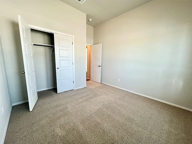 144 Edward R Gaytan St — Photo 10