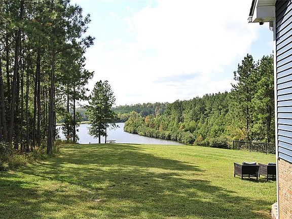 3rd image of 6380 Haleford Dr