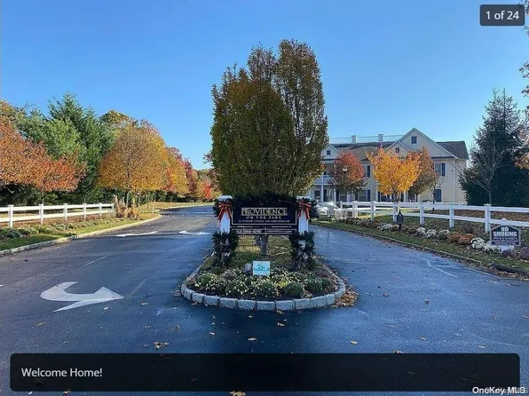 25 Providence Drive #25, Islip Terrace, NY 11752