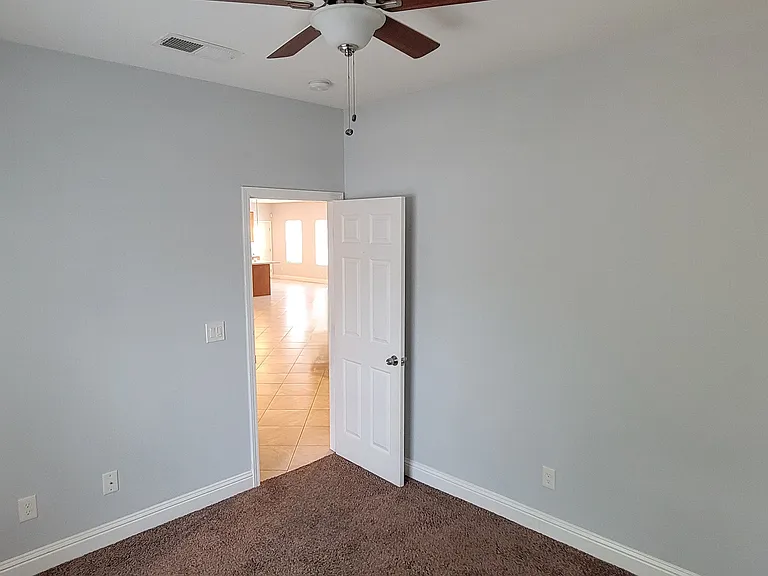 719 Morales Ct — Photo 18