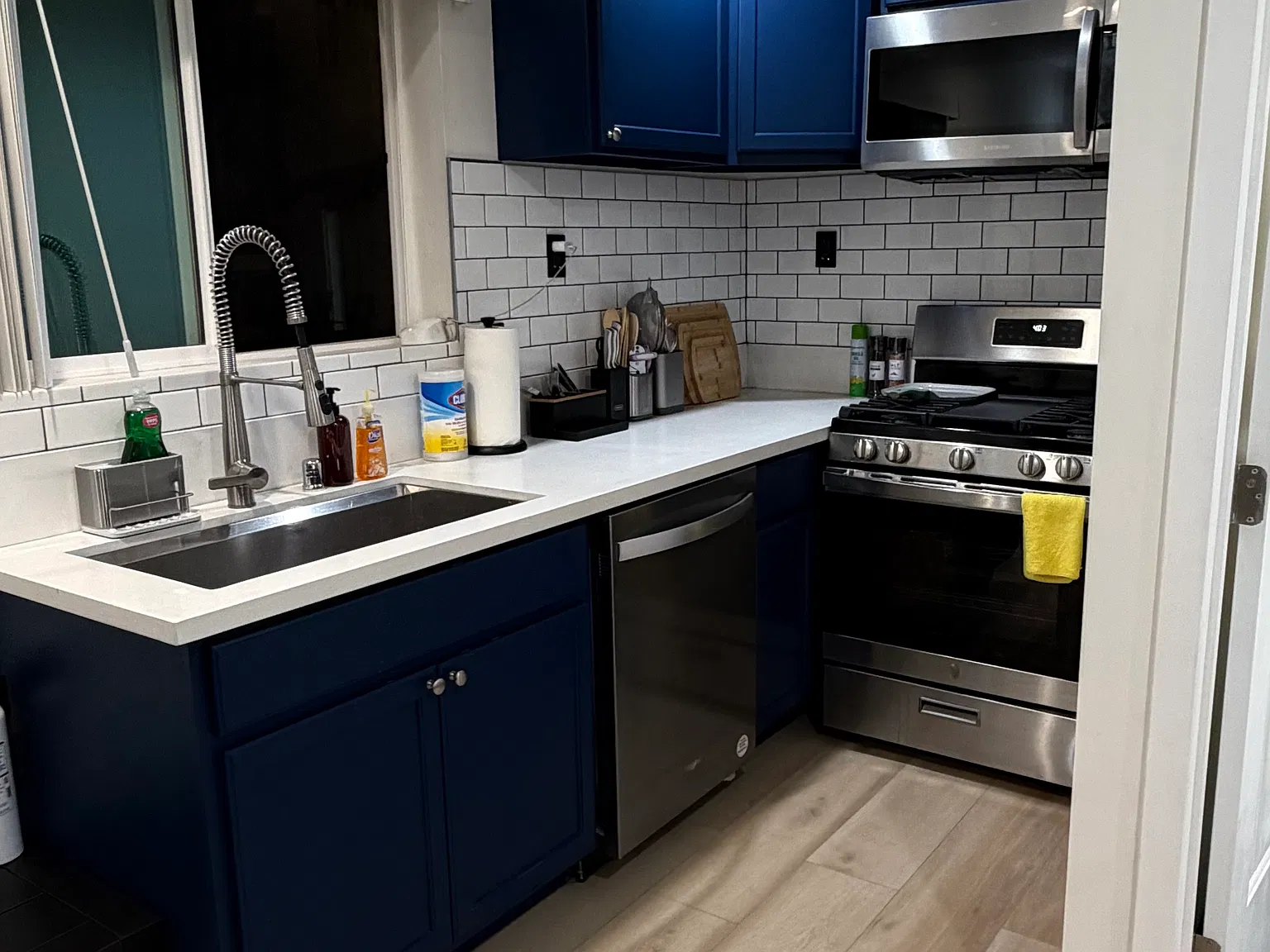 Lanark St, Panorama City — Photo 2