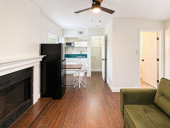 3rd image of 7413 Matchett Rd #3