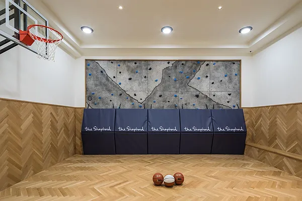 Sold by Stribling | media 39