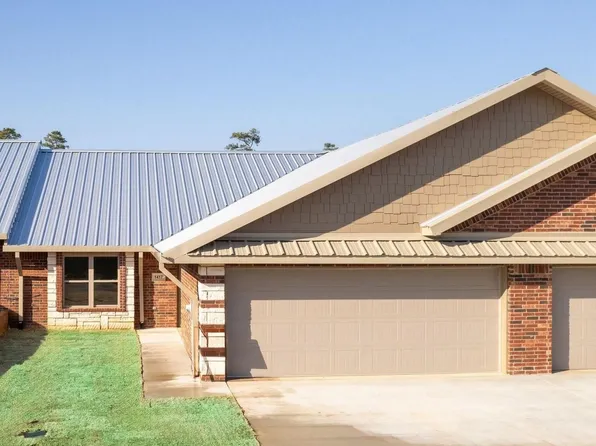 1417 Big Bend Dr, Longview, TX 75605