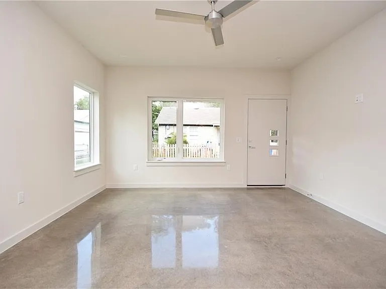 5405 Sunshine Dr #2 — Photo 4