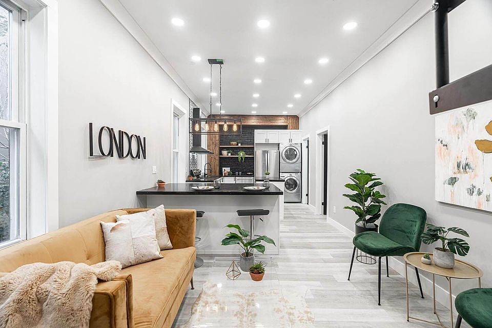 71 Briscoe St E 4 br / 1.0 ba, 3100, London, ON N6C 1W8 Zillow